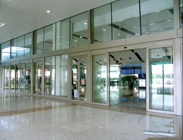 自動門安裝“易學(xué)難精”，多瑪DK90自動門專業(yè)安裝服務(wù)為您保駕護航！